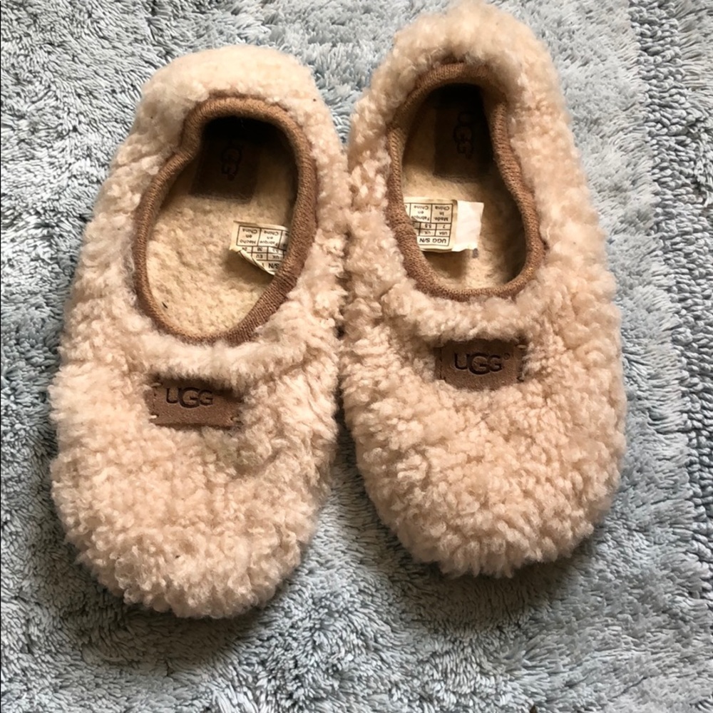Ugg slippers